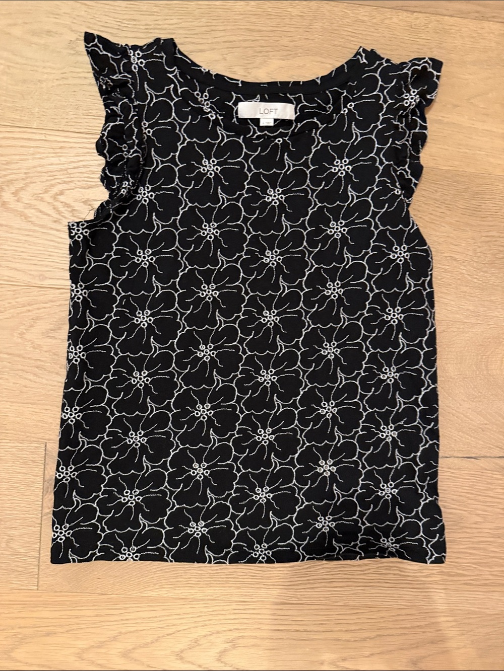 LOFT Black with White Floral Embroidered Sleeveless Women’s Top size s